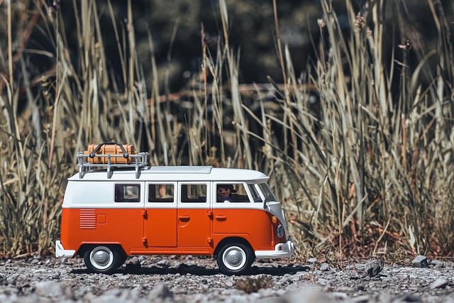 Pěkné autíčko do sbírky.